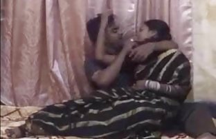 XXX Daha doğrusu, beni yatağına sokan oydu, İşte nasıl oldu ,, Yüksek lezbiyen sex filmi